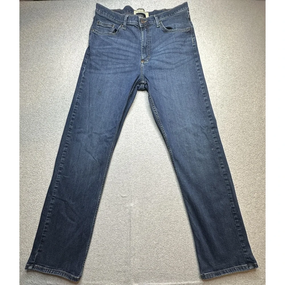 Wrangler Authentics Jeans Mens 34x34 (32x32) Blue Straight Leg Denim Medium Wash